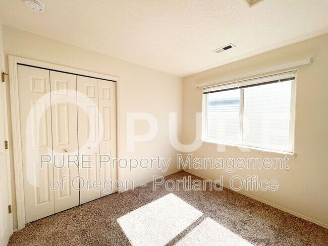 Building Photo - 16964 NW Desert Canyon Dr