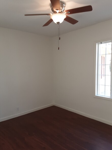 Bedroom #1 - 10857 Jefferson Blvd