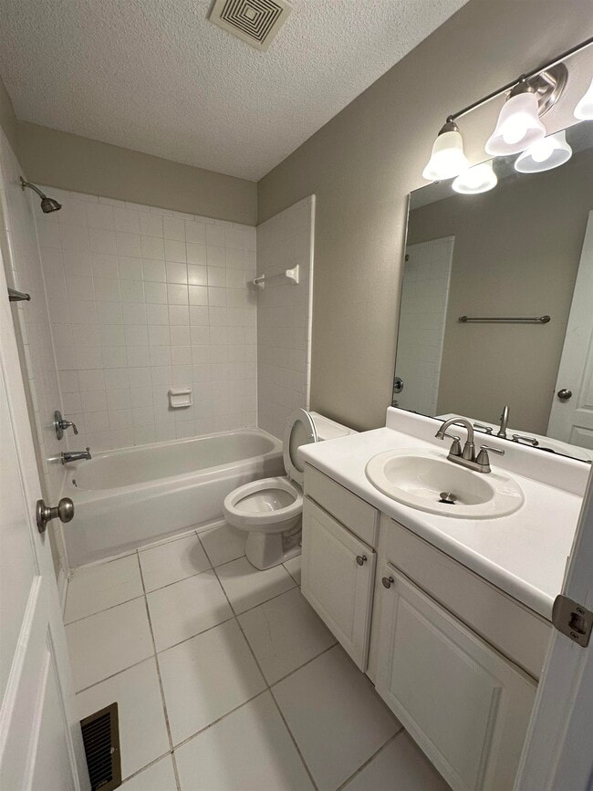 Building Photo - 5035 Mint Hill Ct