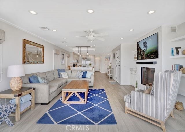 Building Photo - 3312 W Oceanfront