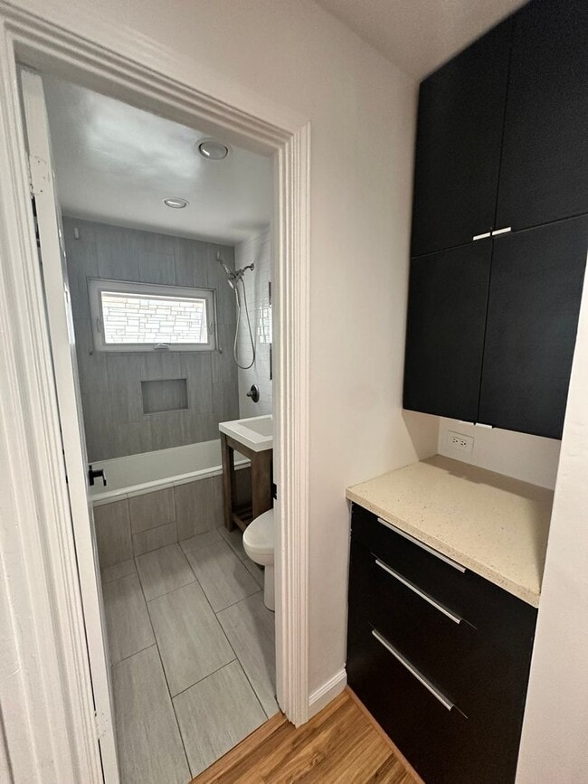 Building Photo - Don't miss out - Single family home close to the beach - LARGE yard, 2 bed 1 bath with bonus studio