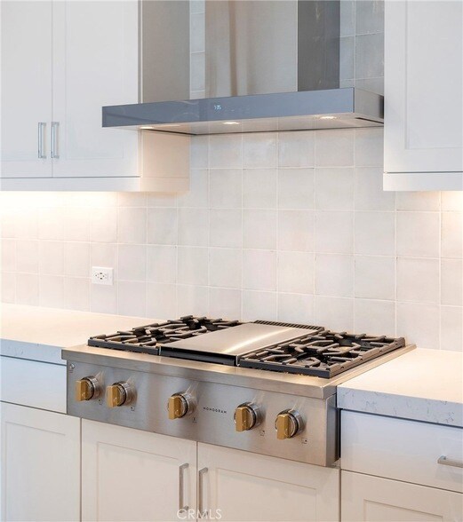 Building Photo - 3211 Rivington