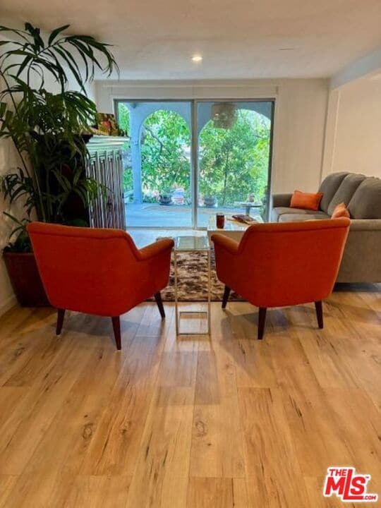 Building Photo - 2900 Searidge St