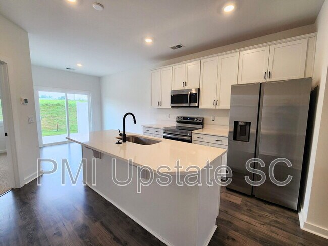 Building Photo - 1283 Westgate Vlg Dr