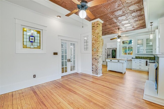 Building Photo - 1006 Shelley Ave