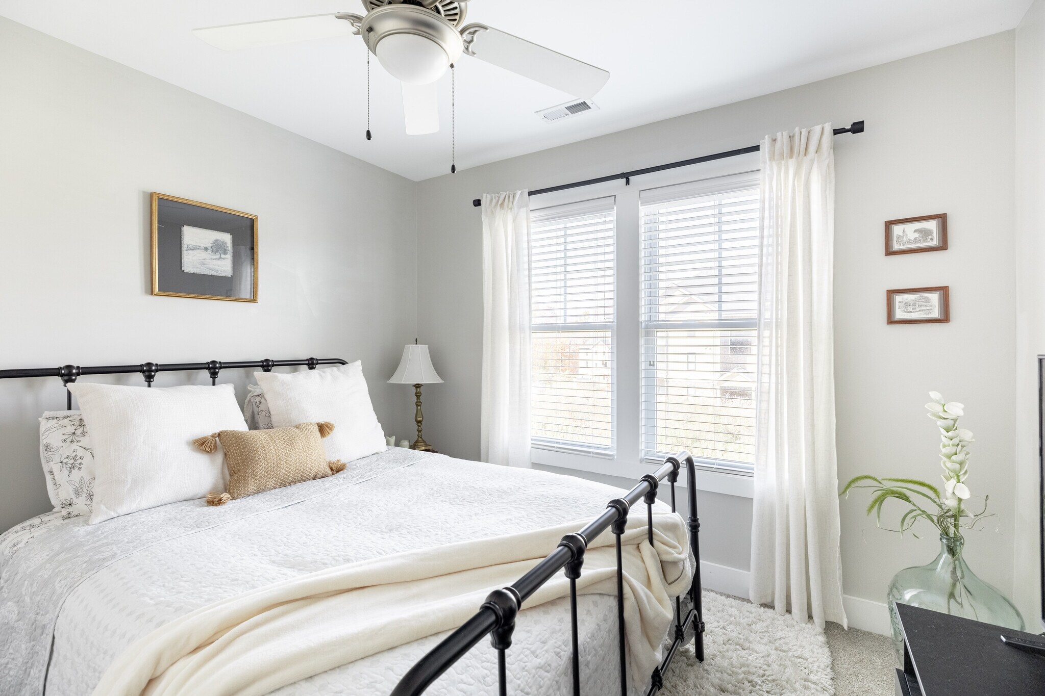 Building Photo - 71 Warwick Dr