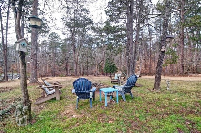 Building Photo - 4060 Merritt Dr