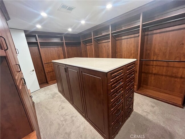 Building Photo - 45540 Cielito Dr