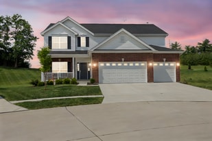 Building Photo - 1024 Miremont Dr