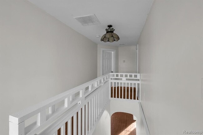 Building Photo - 3524 S Haggerty Rd