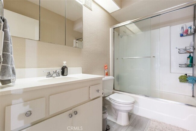 Building Photo - 421 La Fayette Park Pl