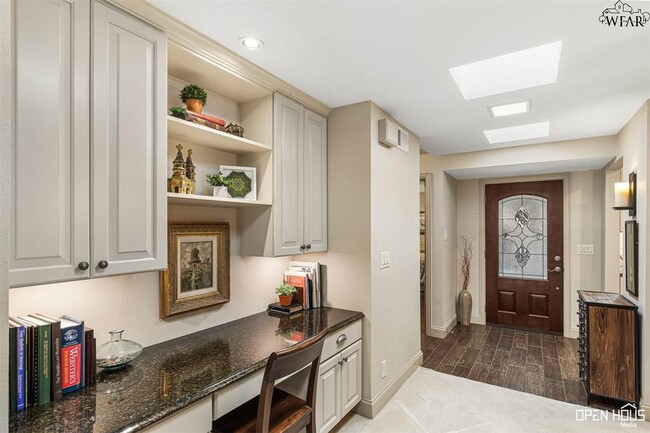 Building Photo - 2806 Mill Valley Dr