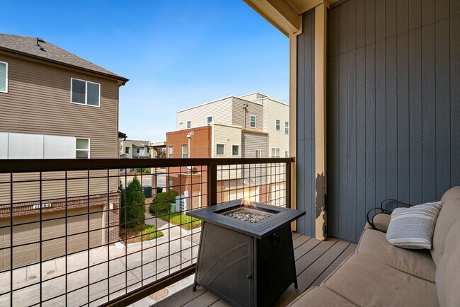 Building Photo - 11310 Colony Cir