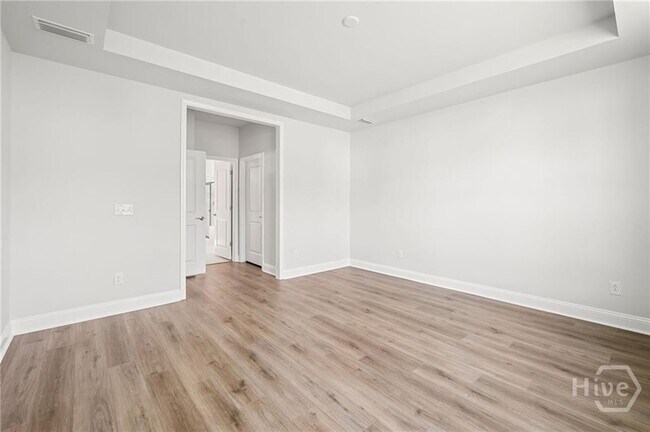 Building Photo - 469 Monterey Lp