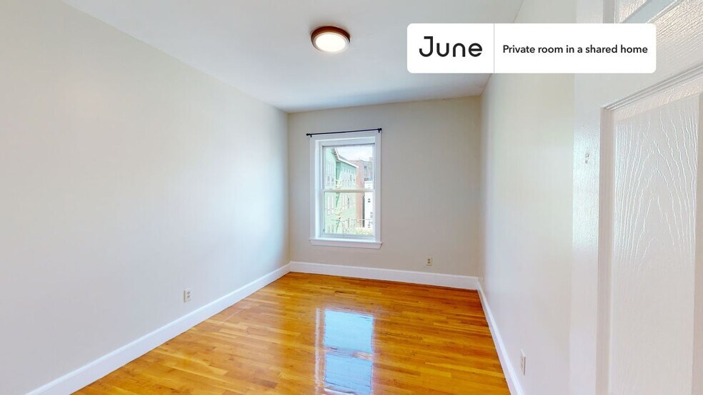 Building Photo - Room in Shared 4 bed/2 bath home