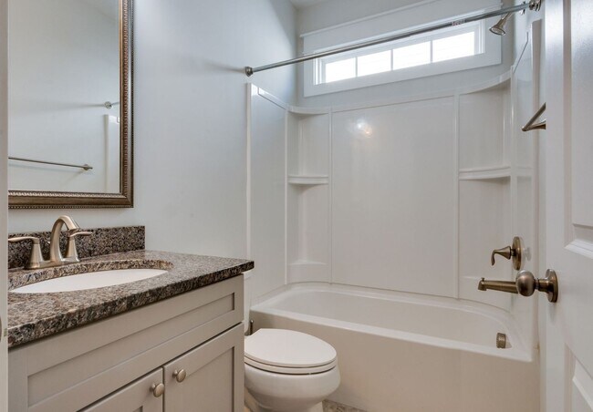 Building Photo - Beautiful Home in Lawton Station!