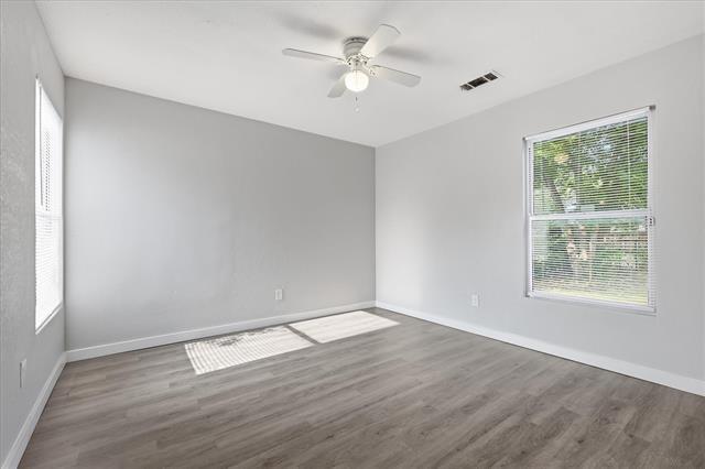 Building Photo - 3103 S Edgefield Ave