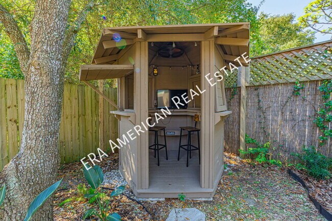 Building Photo - 1889 Noleka Ct