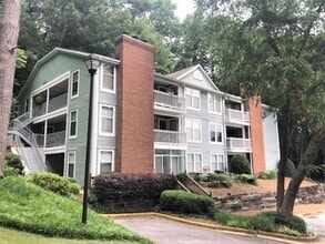 Building Photo - 1378 Keys Lake Dr NE