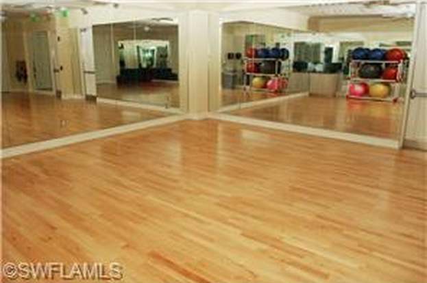 Building Photo - 20568 Chestnut Ridge Dr