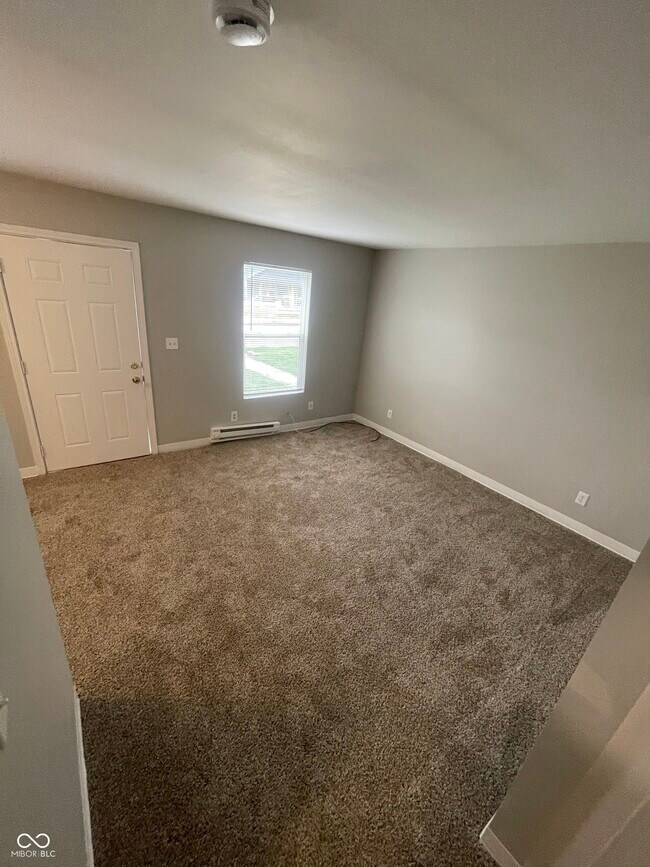 Building Photo - 2045 N Dearborn St