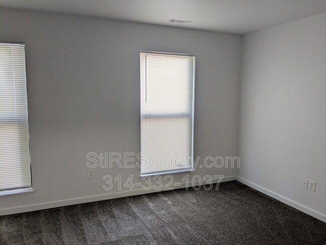 Building Photo - 2731 Allen Ave