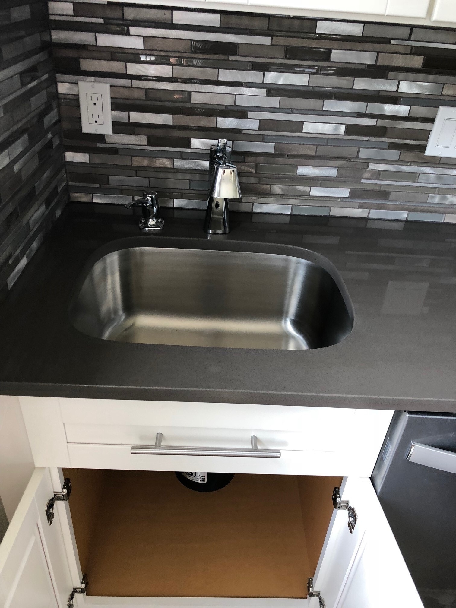 Building Photo - 92 Emerson Gardens Rd