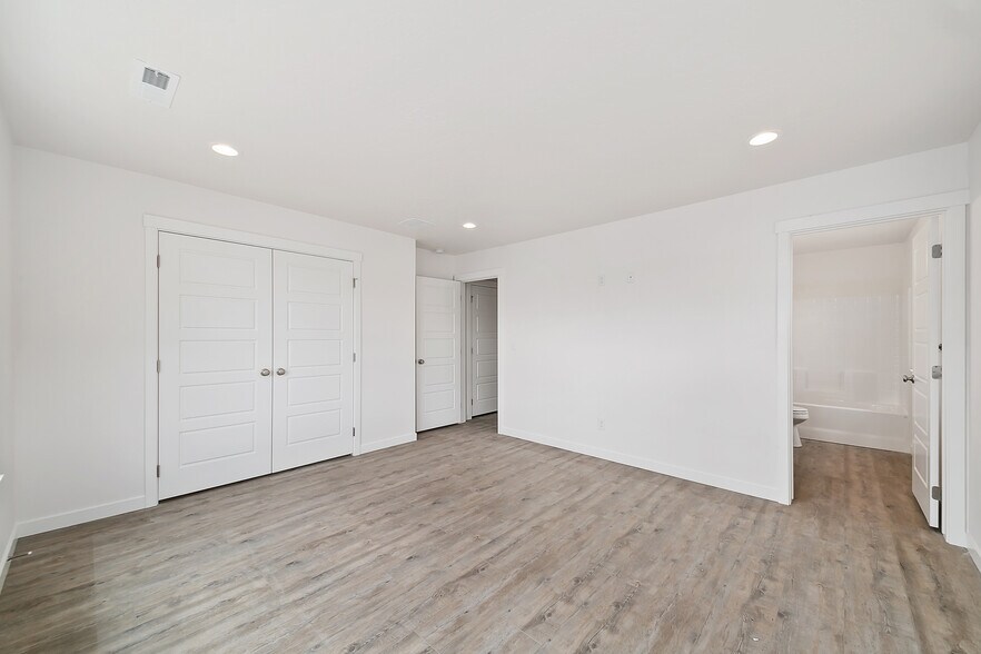 Building Photo - 1328 N Meridian Rd