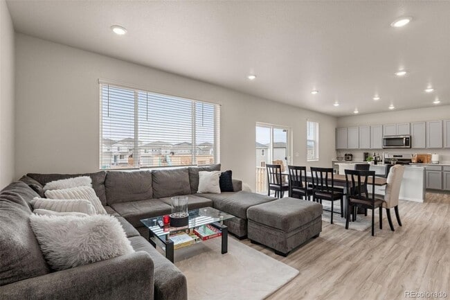 Building Photo - 11437 Splake St