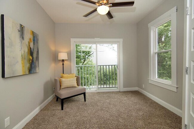 Building Photo - Modern Upgrades in Clifton