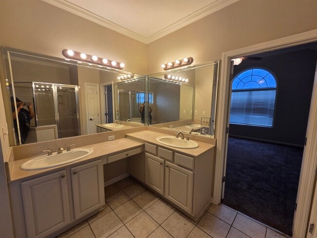 Building Photo - 8156 Old Brownsville Rd