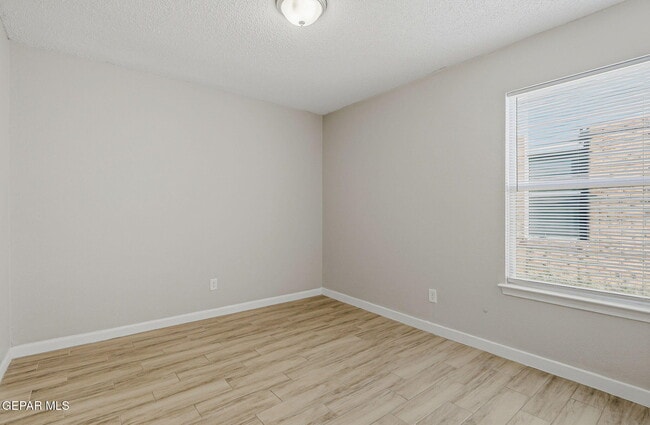 Building Photo - 12313 Tierra Arena Dr