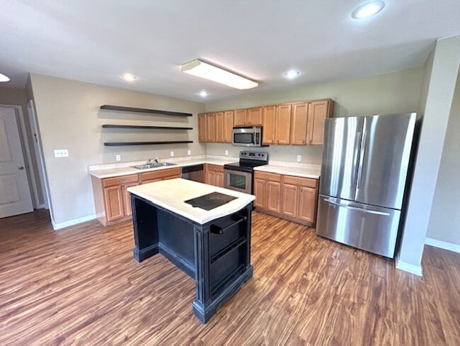 Building Photo - Time Limited Special Read More in Description!-Charming 3 -bedroom Home with a move in special-$3...