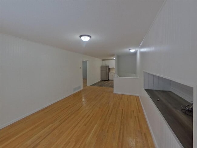 Building Photo - 3200 Jurdy Ct S