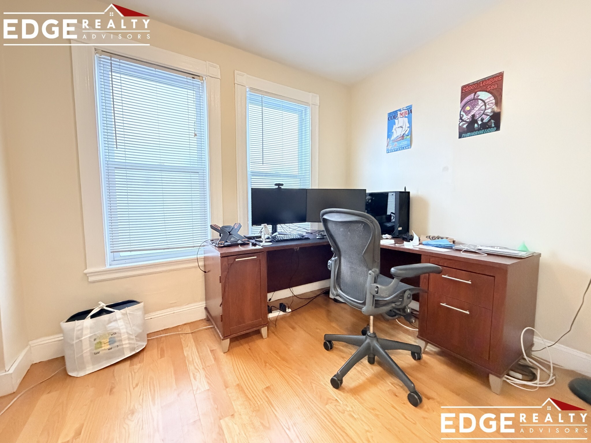 Building Photo - 5-7 Weitz Unit 7