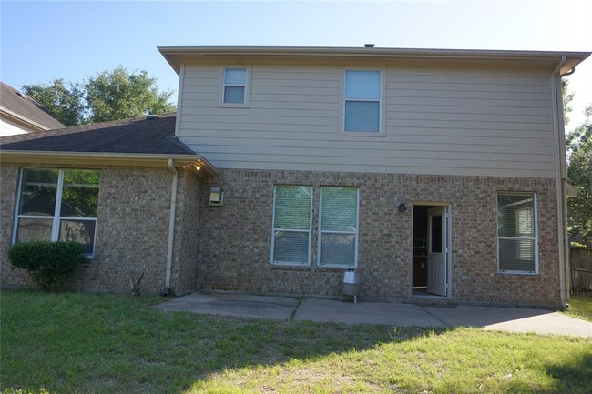 Building Photo - 17238 Laguna Trail Dr
