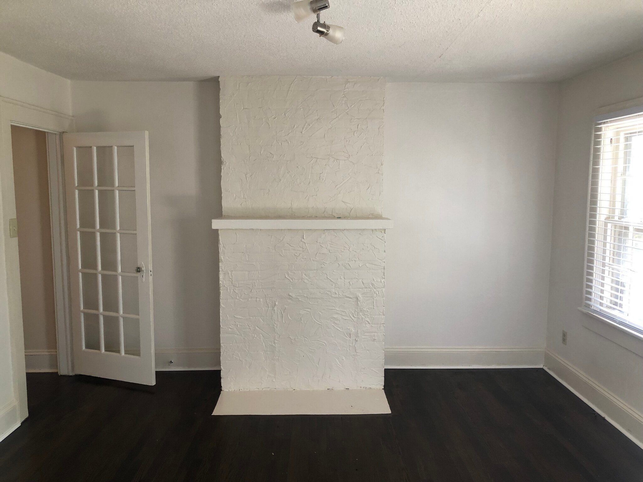 Building Photo - 1002 4th Street Dr NW