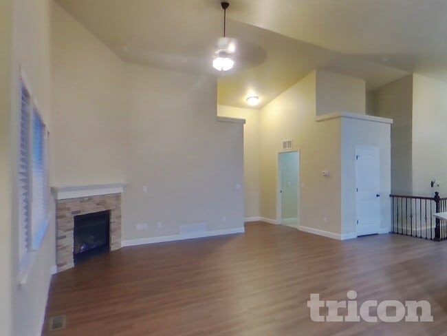 Building Photo - 7847 Dutch Loop