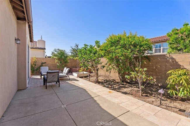 Building Photo - 154 Pavilion Park