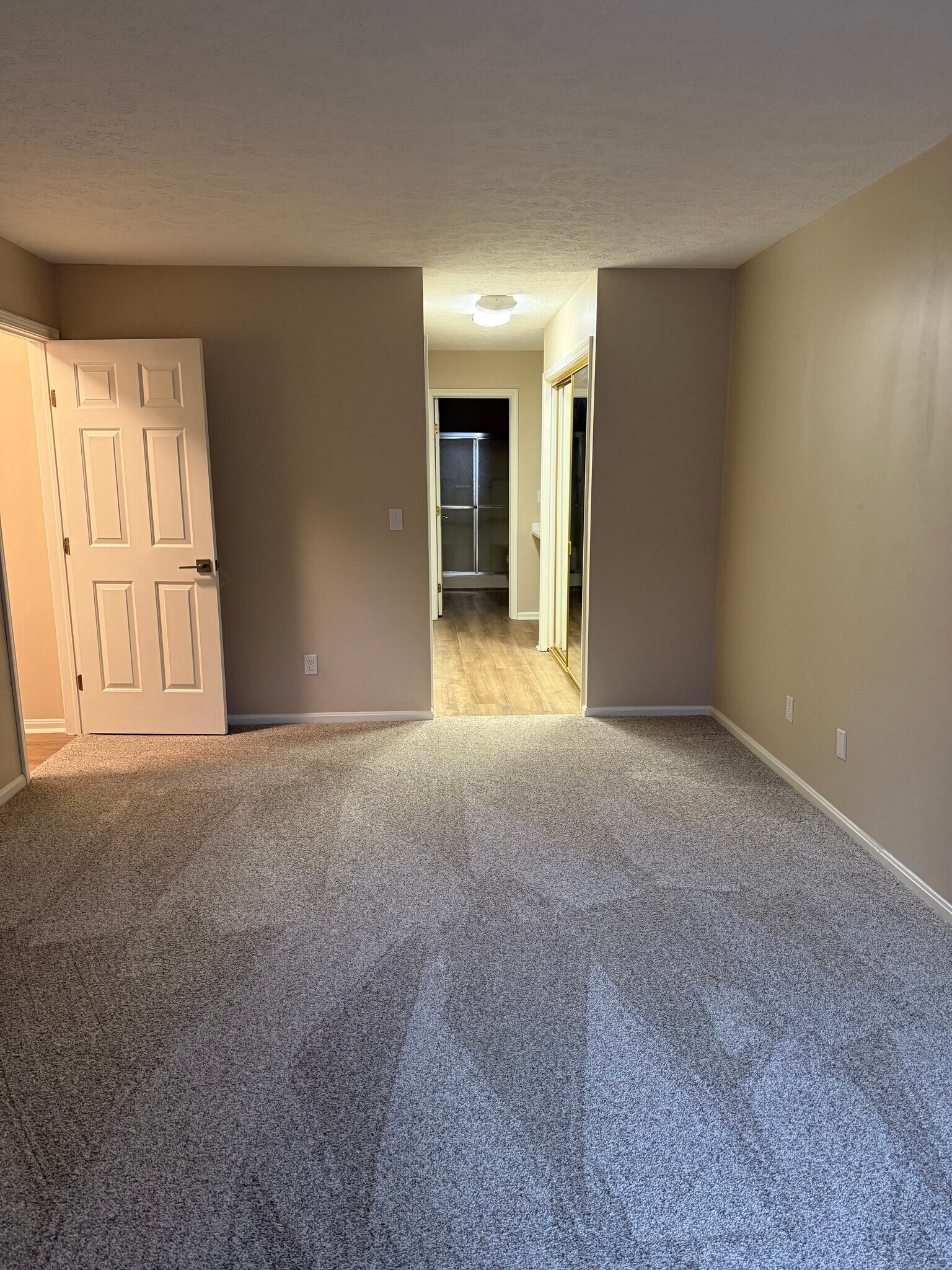 Building Photo - 1390 Cedarwood Dr