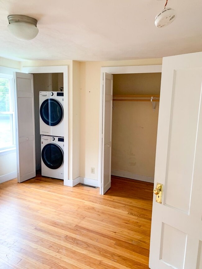 Building Photo - 2 Bedroom Home in Florance