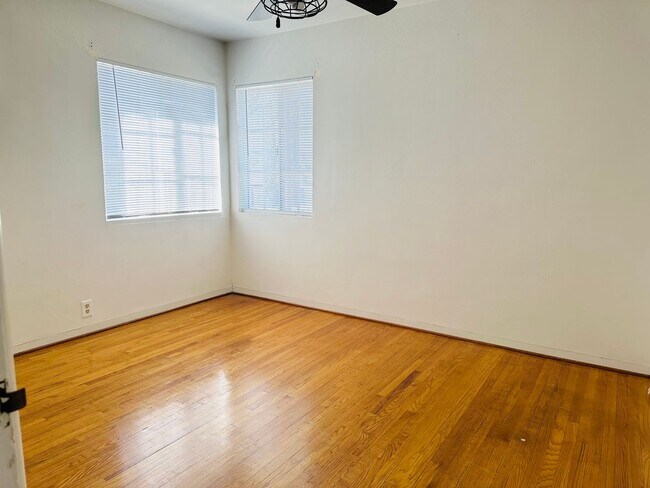 Building Photo - 11160 Rosarita Dr