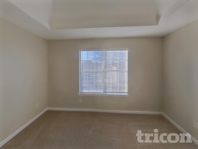 Building Photo - 868 Asbury Way