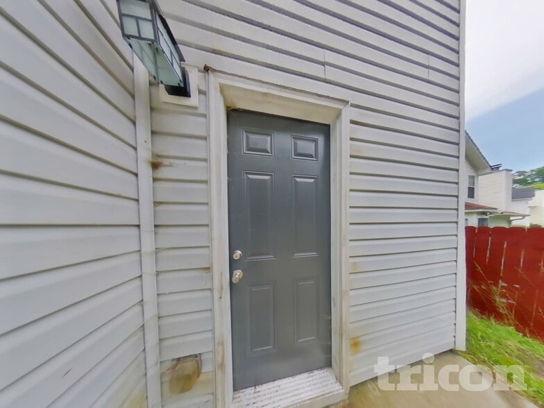 Building Photo - 4421 Gladewood Run