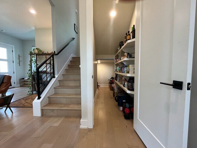 Building Photo - 3507 Oak Springs Dr