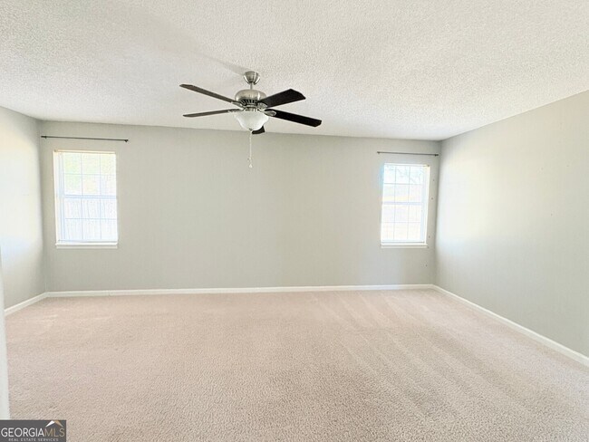 Building Photo - 1108 Sussex St