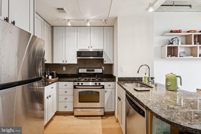Building Photo - 301 Massachusetts Ave NW