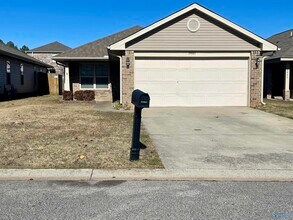 Building Photo - 28081 Chasebrook Dr
