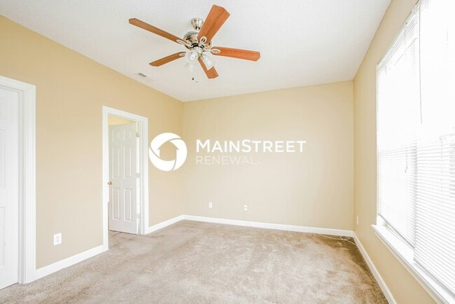 Building Photo - 3 Bedroom Pet-Friendly Home in Indianapoli...