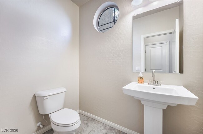 Building Photo - 8921 Sleepy Panda Ave